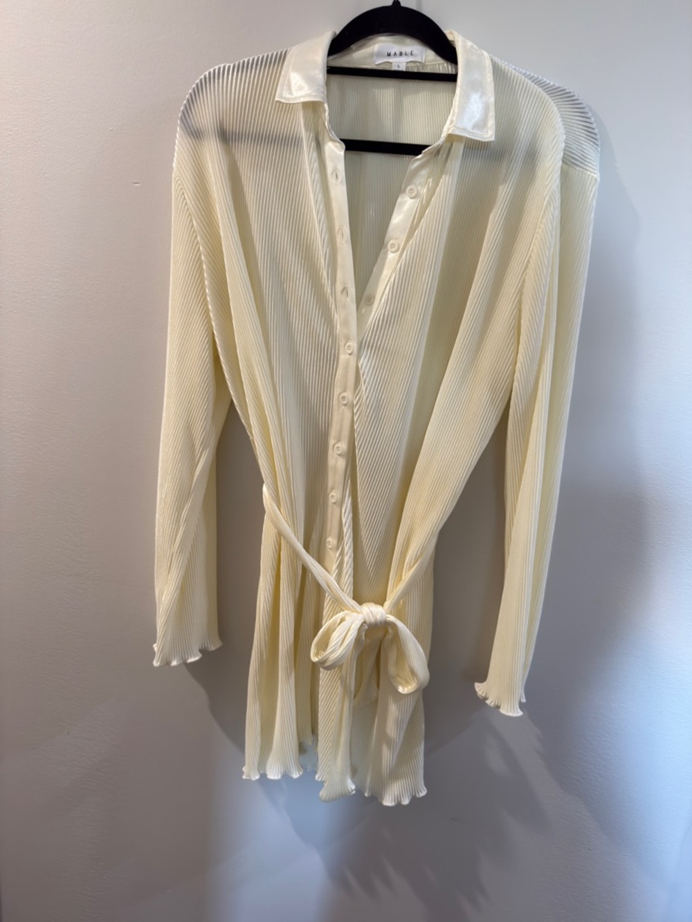 Mable Cream Pleated Button-Front Tie Waist Dress | Flowy Minimal Chic Size Small